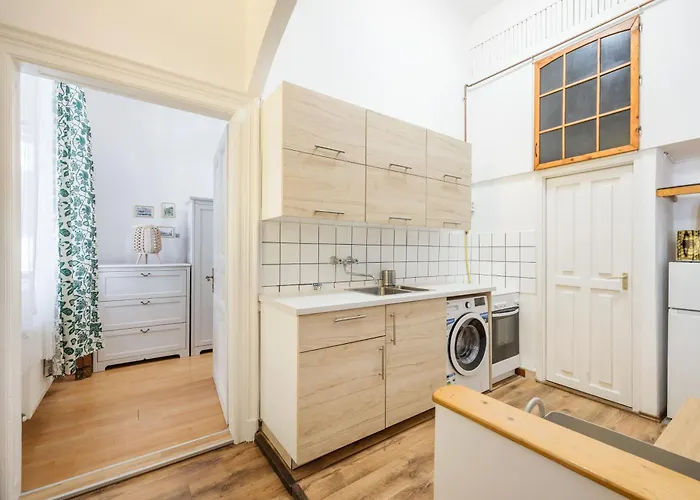 Brody Apartment *